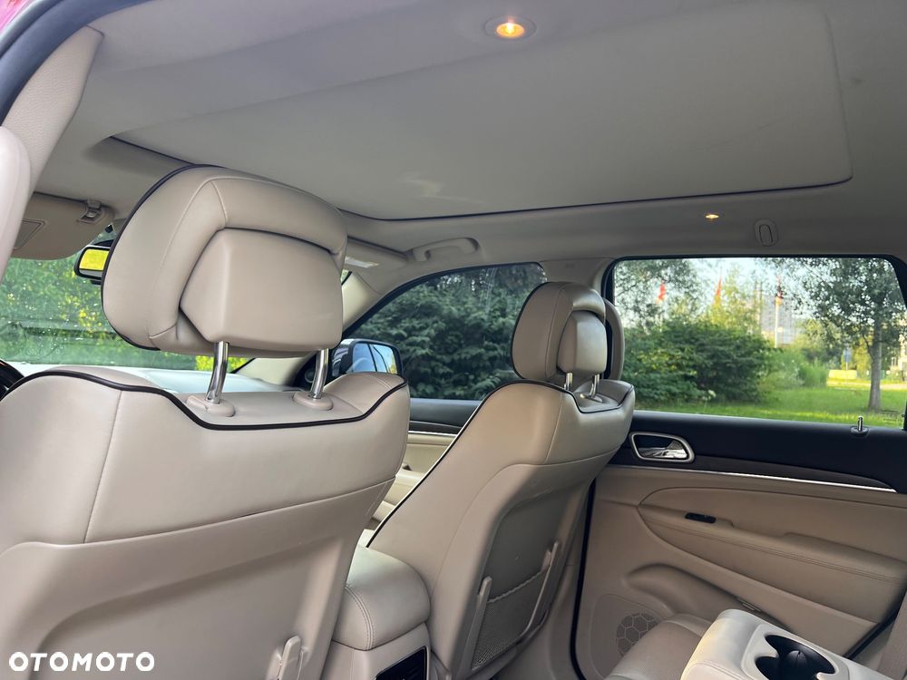 Jeep Grand Cherokee 5.7 V8 Overland - 26