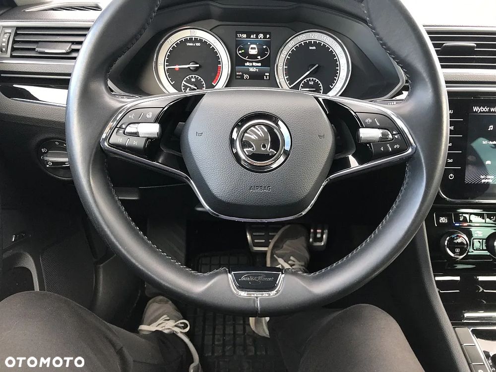 Skoda Superb 2.0 TDI SCR 4x4 L&K DSG - 20