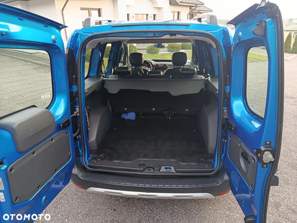 Dacia Dokker TCe 115 Stepway - 36