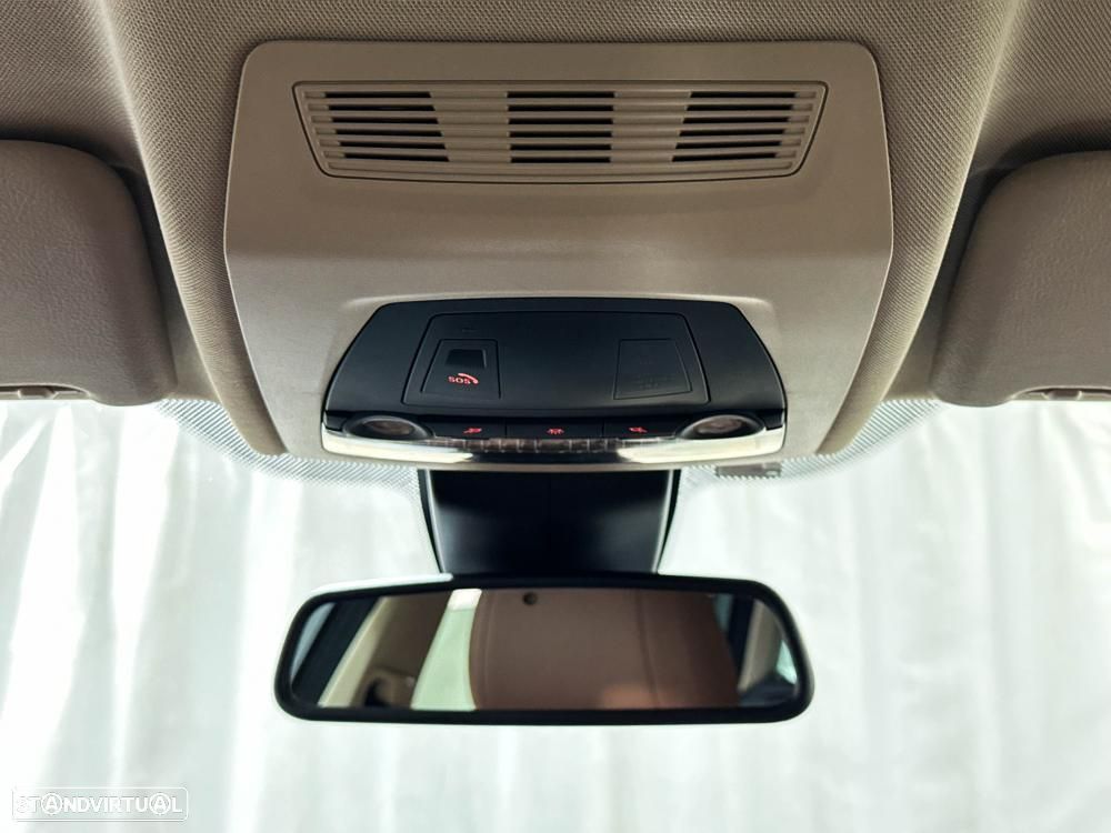 BMW 520 d Pack Desportivo M Auto - 19