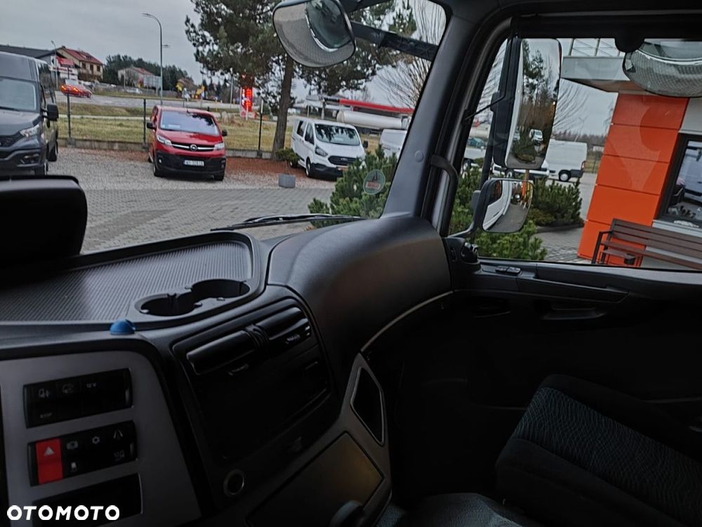 Mercedes-Benz Atego - 15