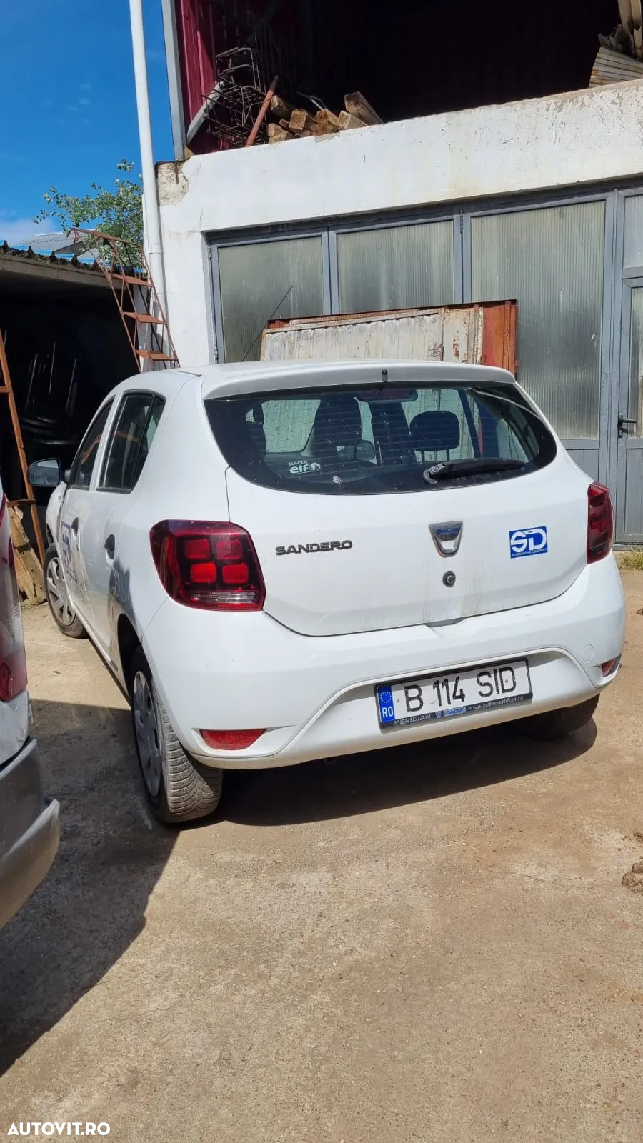 Dacia Sandero - 2