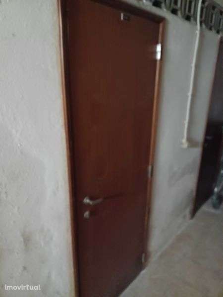 Arrecadação com 5.10 m2 - Faro - Grande imagem: 4/4