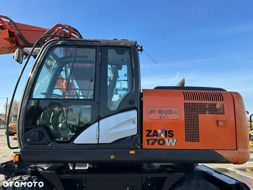 Hitachi ZX170W-5B - 10