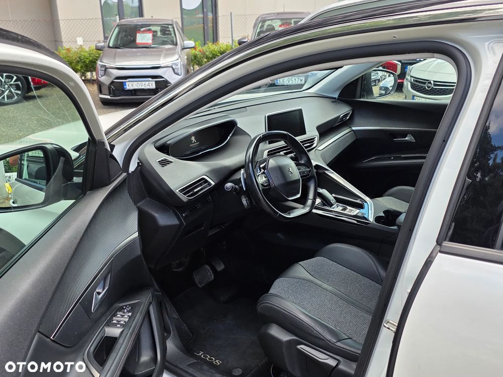 Peugeot 3008 1.5 BlueHDi Allure S&S EAT8 - 13