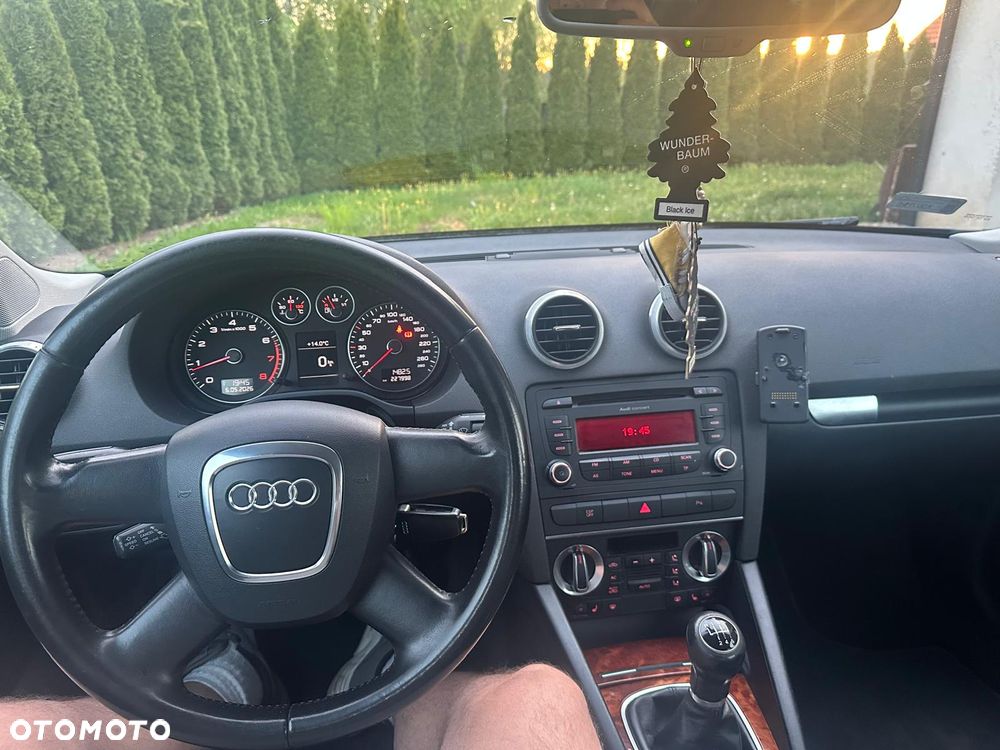Audi A3 Sportback 1.8 TFSI Ambiente - 13