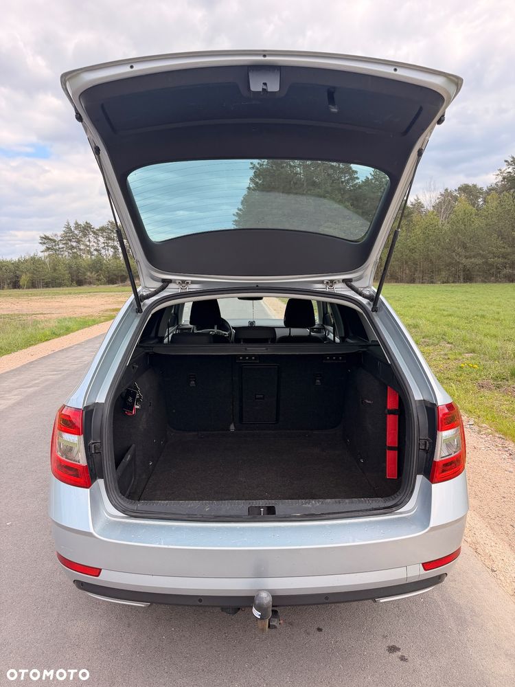 Skoda Octavia 2.0 TDI 4x4 Style DSG - 15