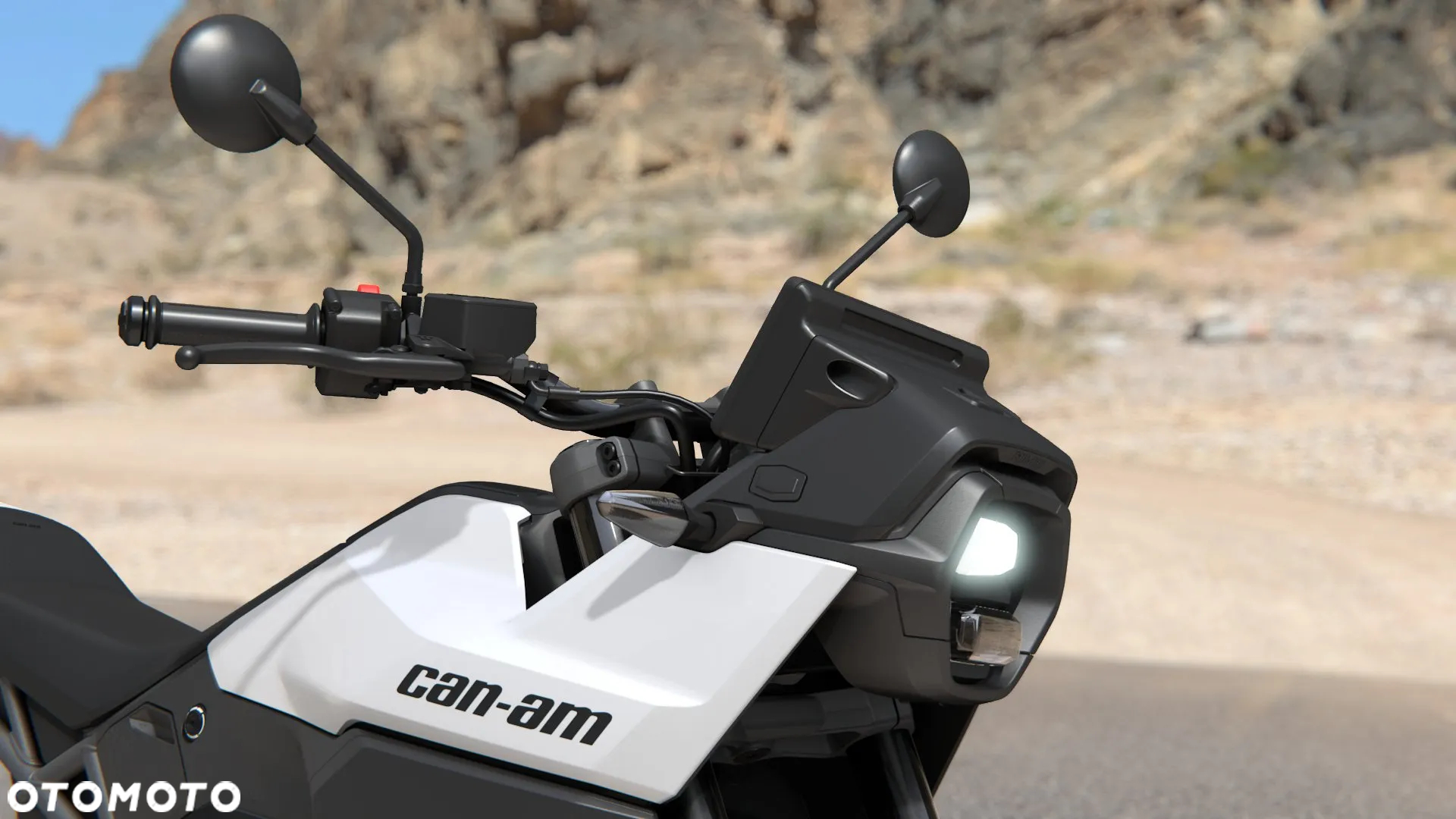 Can-Am Inny - 10