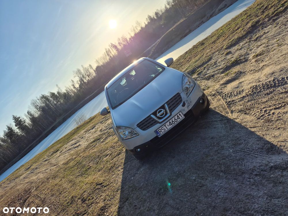 Nissan Qashqai - 1