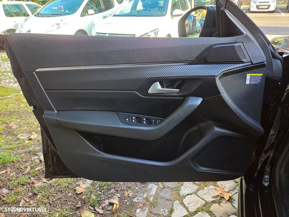 Peugeot 508 Hybrid 225 e-EAT8 Allure Pack - 10