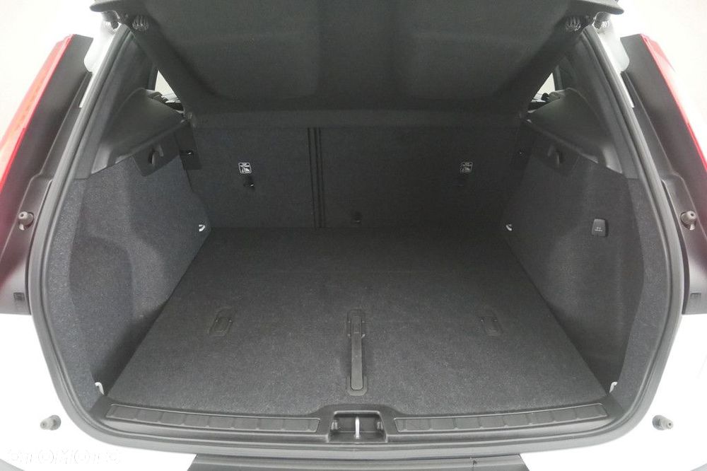 Volvo XC 40 - 16