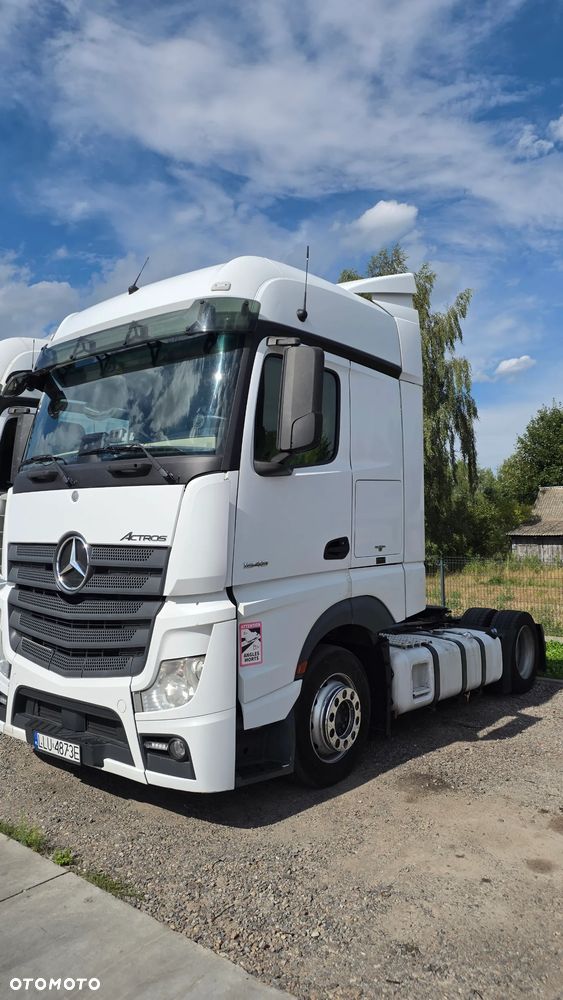 Mercedes-Benz Actros - 2