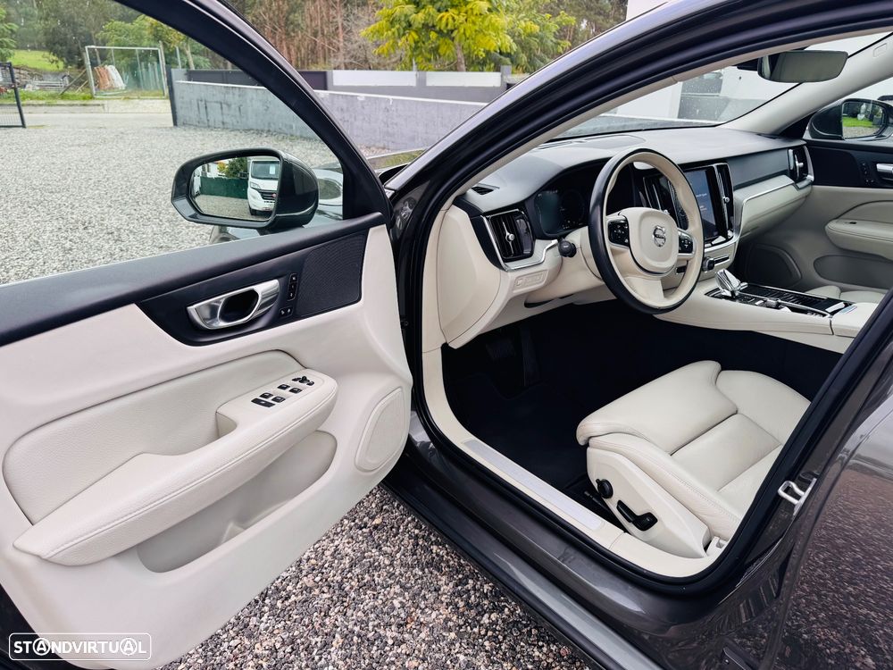 Volvo V60 2.0 T6 AWD TE Inscription Expression - 16