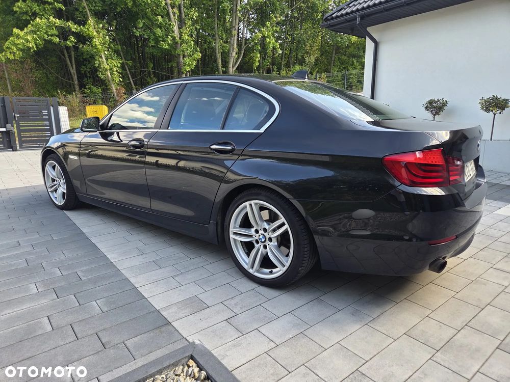 BMW Seria 5 535i xDrive - 11