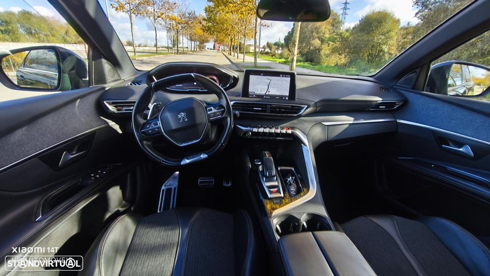 Peugeot 5008 1.5 BlueHDi GT Line EAT8 - 38