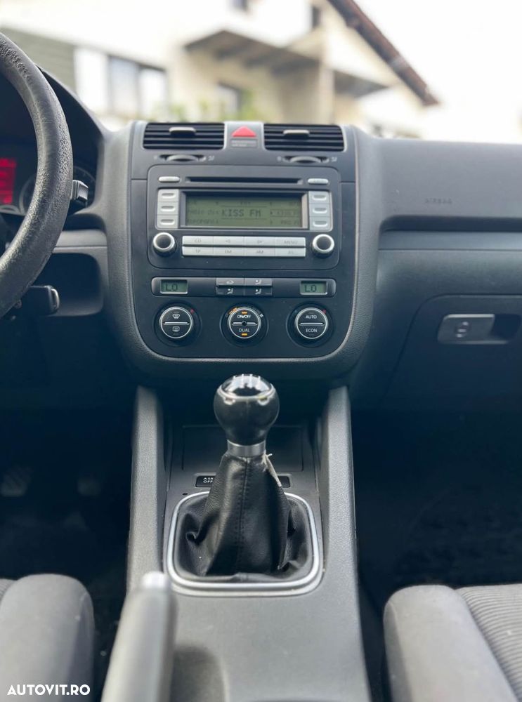 Volkswagen Golf 1.9 TDI Comfortline - 6