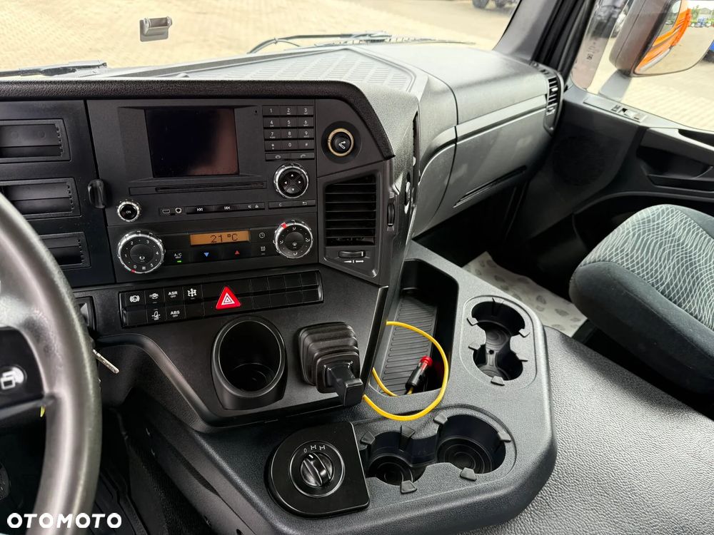 Mercedes-Benz AROCS 3246 8x4 EURO6 WYWROTKA TRÓJSTRONNA Z BORDMATIKIEM - 21
