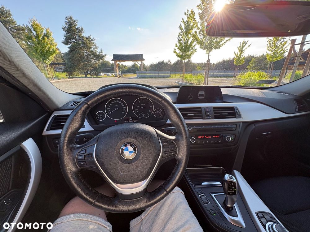 BMW Seria 3 318d - 18