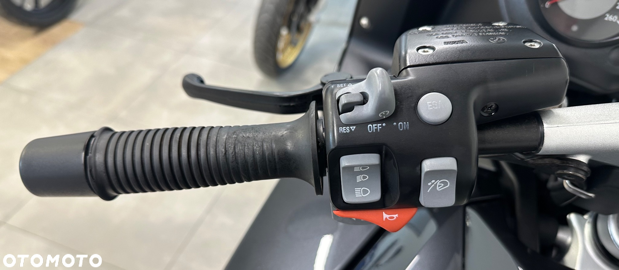 BMW K - 8