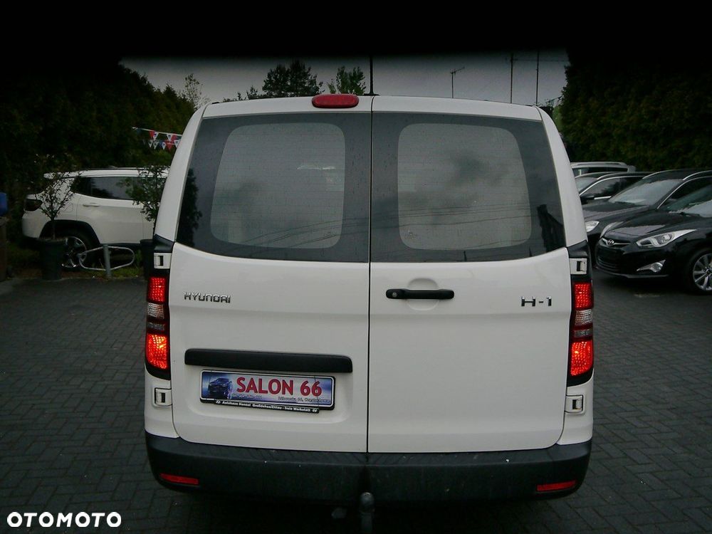 Hyundai H-1 - 18