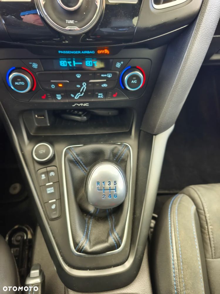 Ford Focus 2.3 EcoBoost S&S Allrad RS Blue & Black - 4