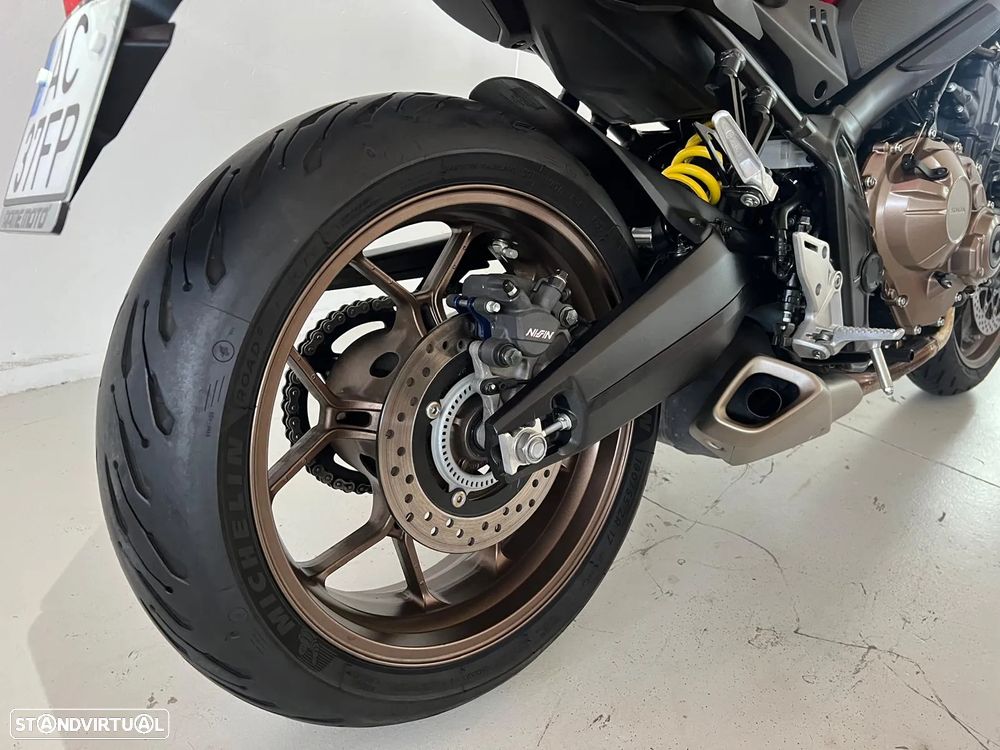 Honda CB 650R - 8
