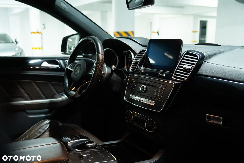 Mercedes-Benz GLE AMG 63 4-Matic - 32