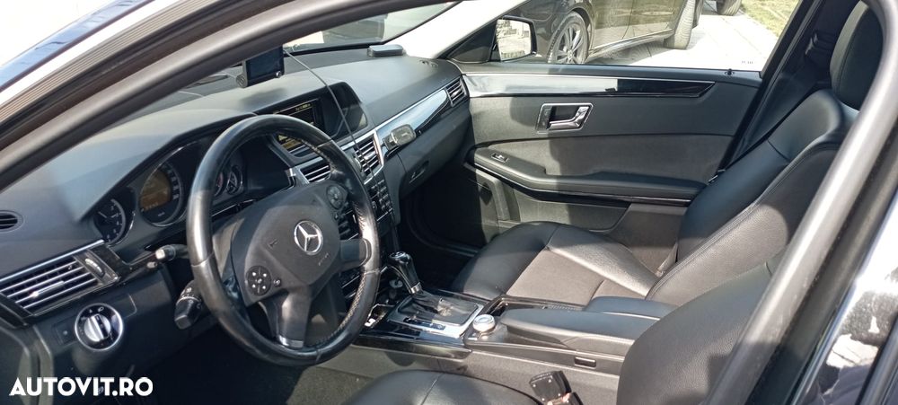 Mercedes-Benz E 220 CDI BlueEfficiency Aut. - 12