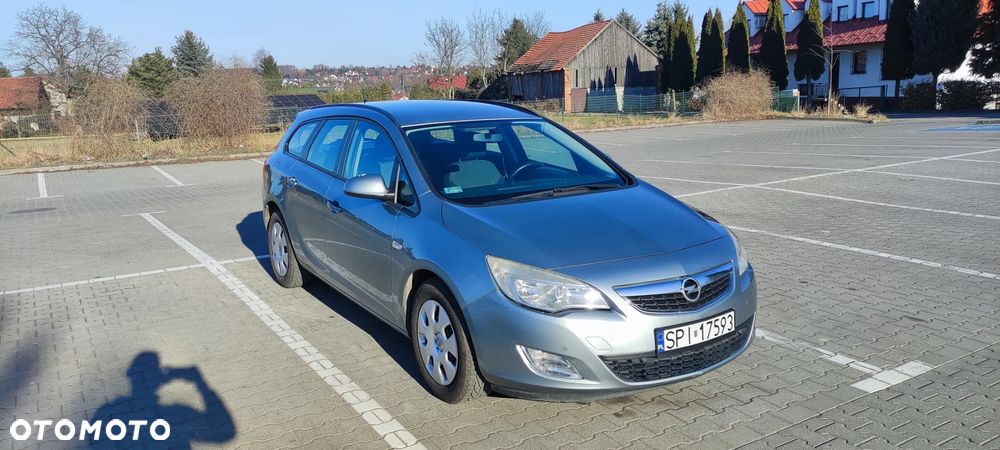 Opel Astra 1.7 CDTI Cosmo - 2