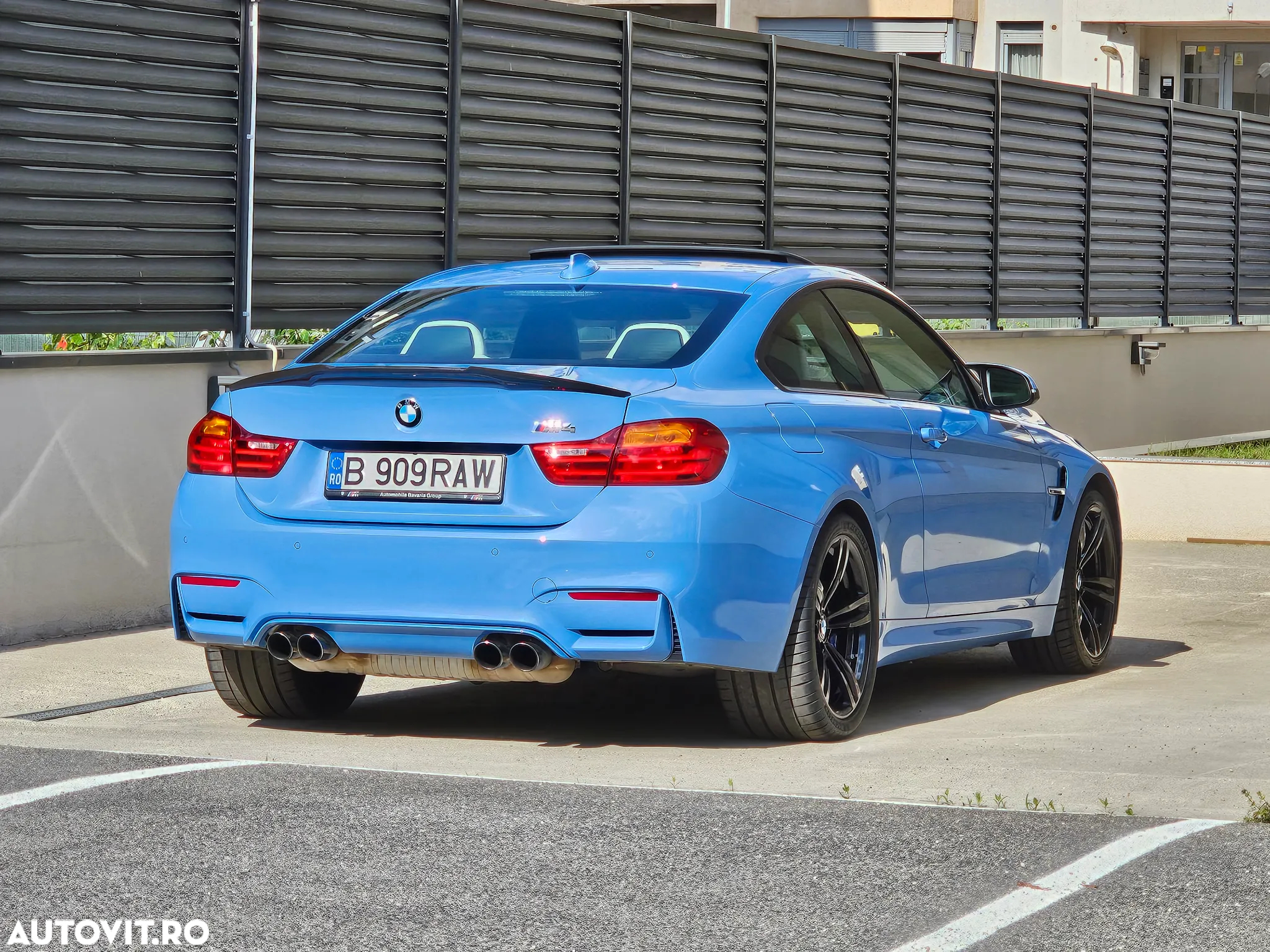 BMW M4 Coupe DKG - 34