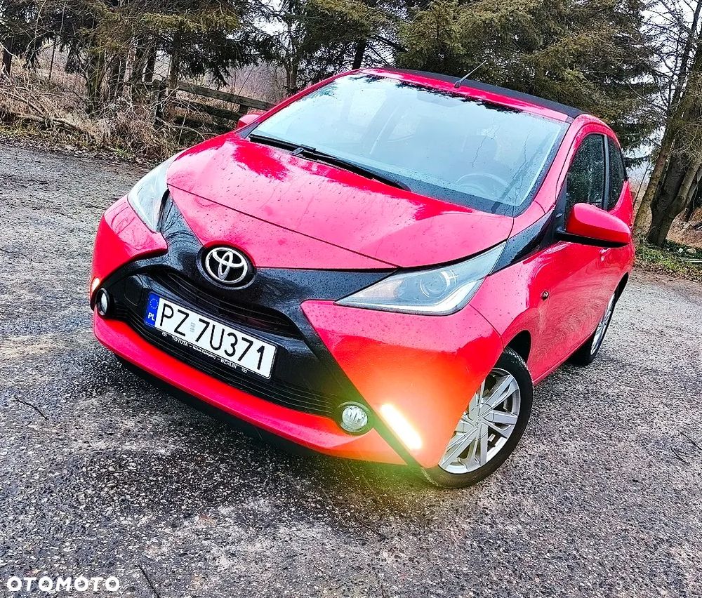 Toyota Aygo x-play touch - 12