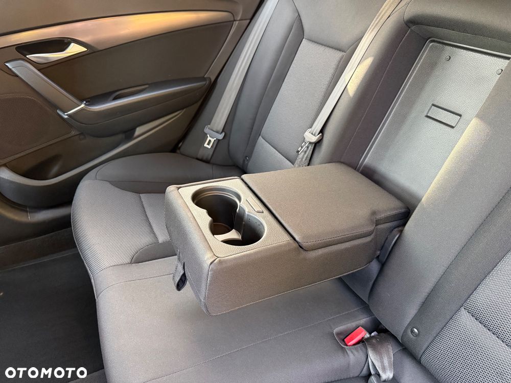 Hyundai i40 1.7 CRDi Business - 32