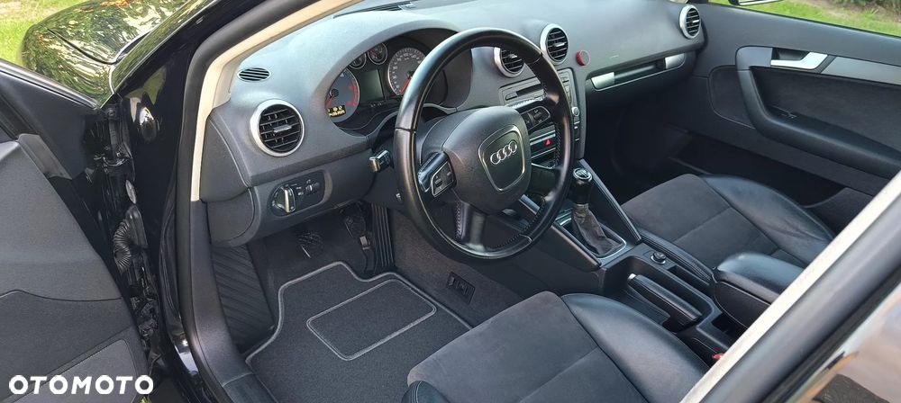 Audi A3 3-drzwiowe 1.6 TDI S line Sportpaket - 10