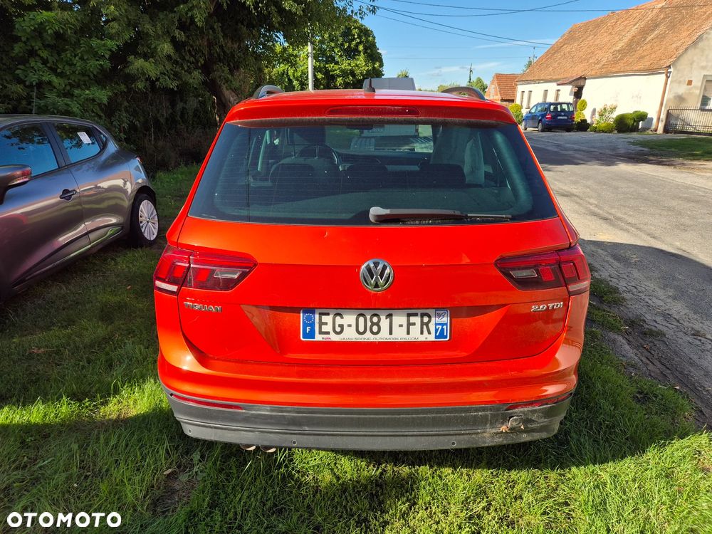 Volkswagen Tiguan - 5
