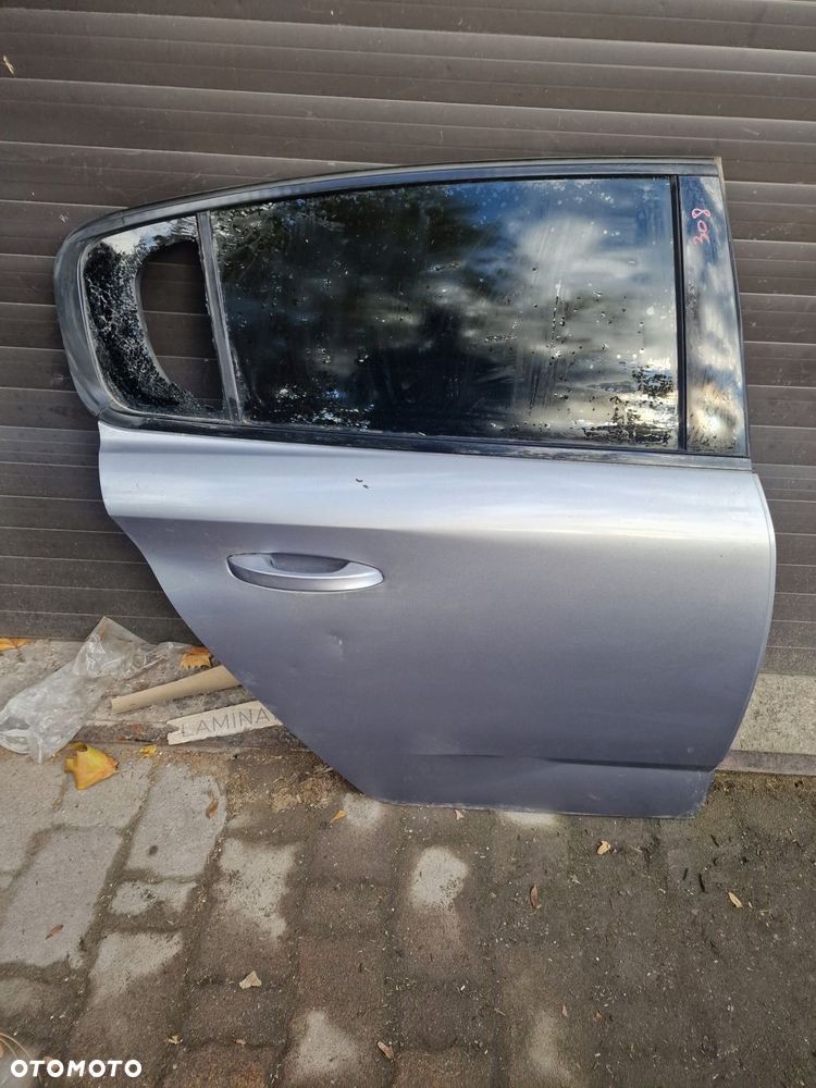 drzwi prawy tył prawe tylne peugeot 308 t10 iii 2022 hatchback - 1