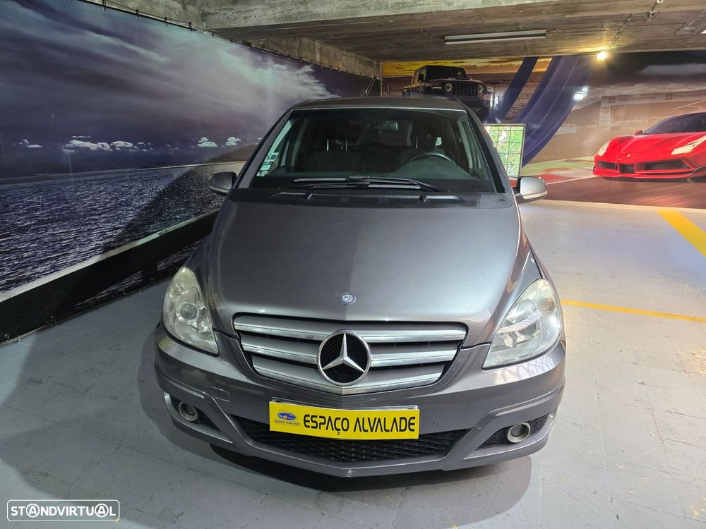Mercedes-Benz B 180 CDi - 2