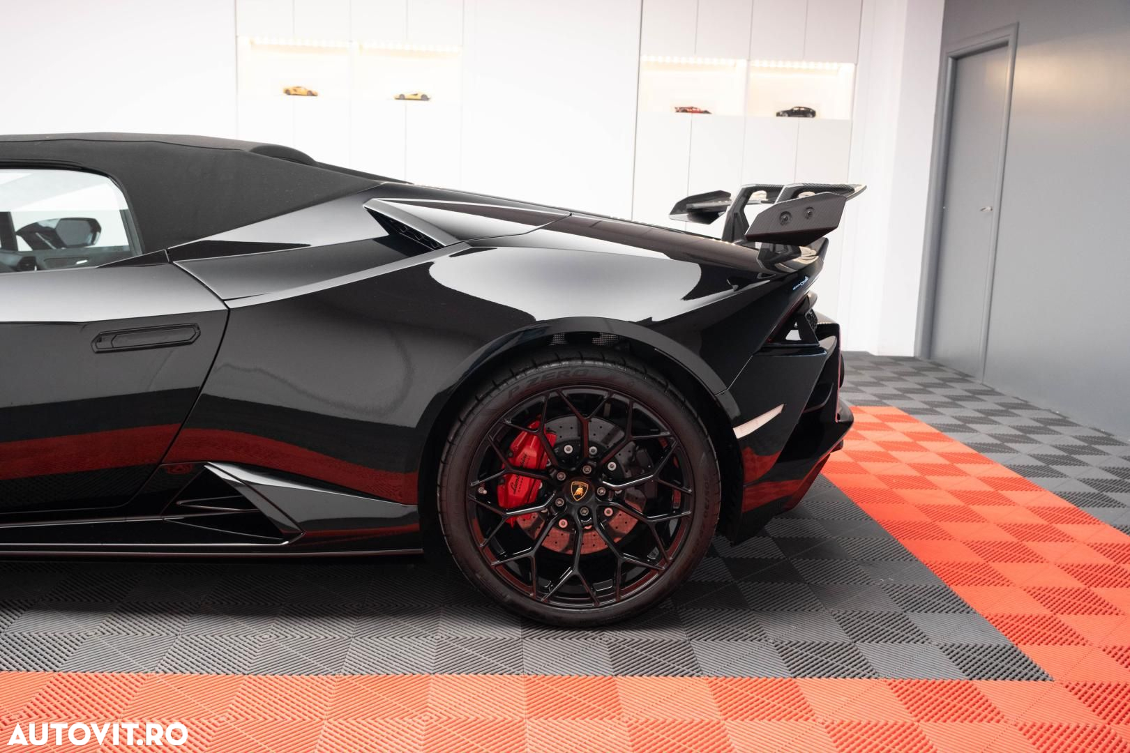 Lamborghini Huracan EVO Spyder - 8