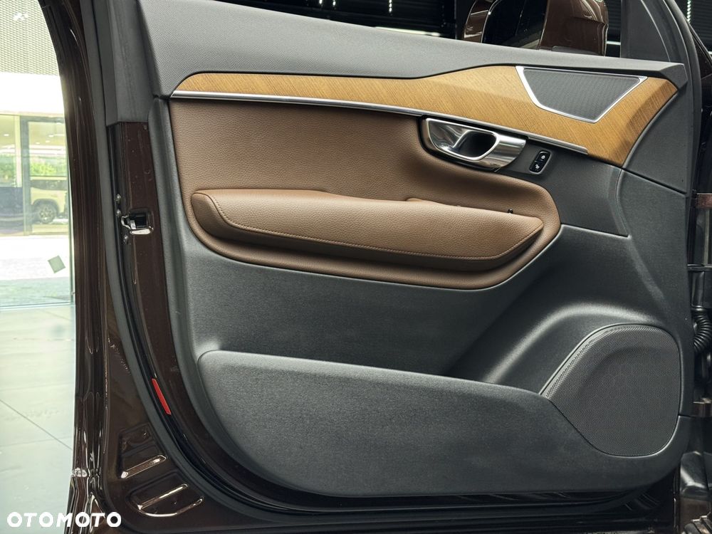 Volvo XC 90 B5 D AWD Momentum Pro 7os - 14