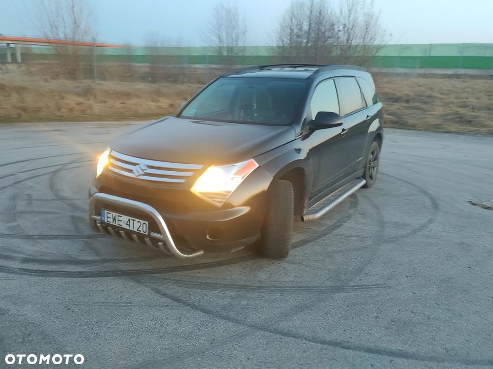 Suzuki XL7 - 5