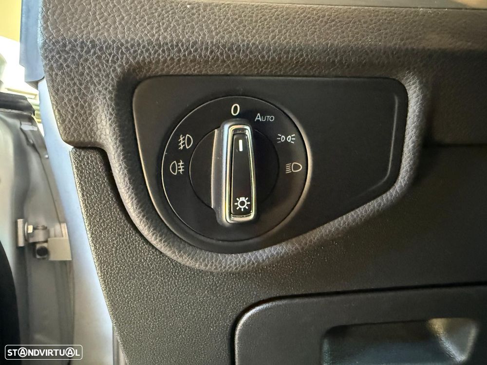 VW Touran 1.6 TDI SCR (BlueMotion ) DSG Comfortline - 17