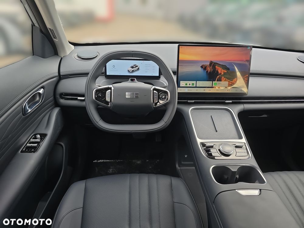 Geely Starray EM-i 1.5 PHEV Pro - 13