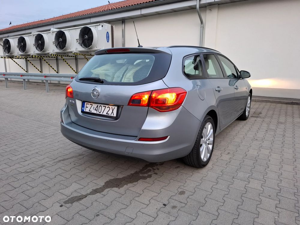 Opel Astra 1.6 Enjoy - 3