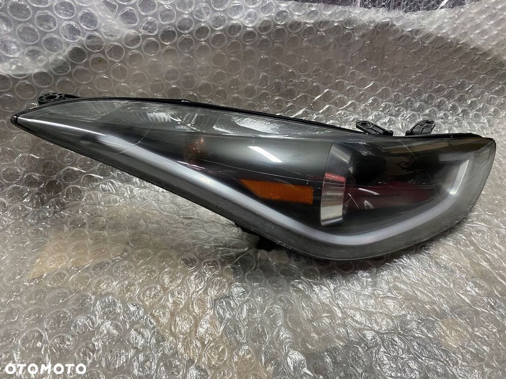 LAMPA PRAWA HYUNDAI ELANTRA JUNYAN LH-HU804 - 2