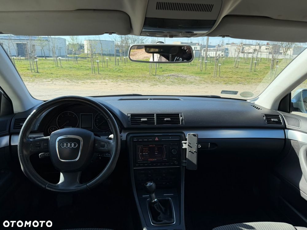 Audi A4 Avant 2.0 TDI - 6
