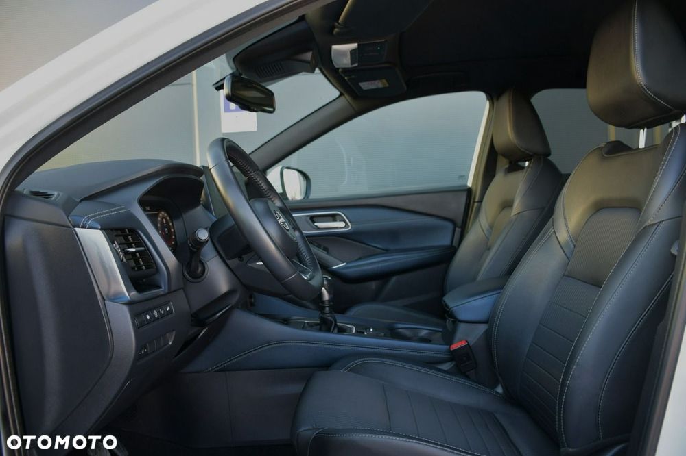 Nissan Qashqai 1.3 DIG-T Tekna+ - 17
