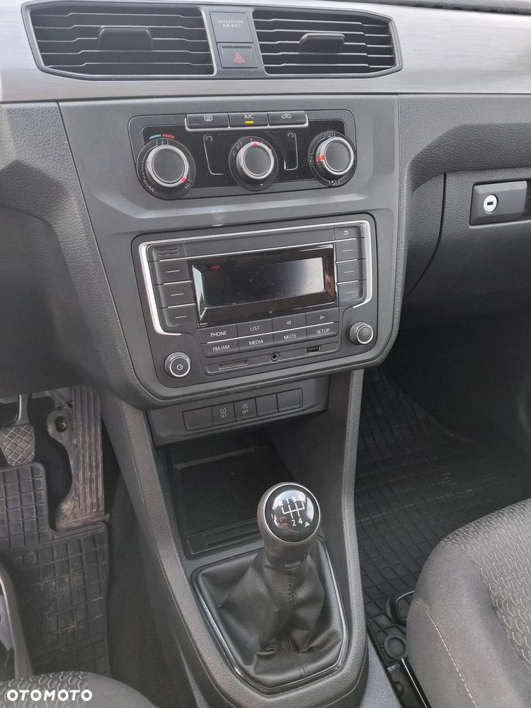 Volkswagen Caddy 2.0 TDI Comfortline - 13