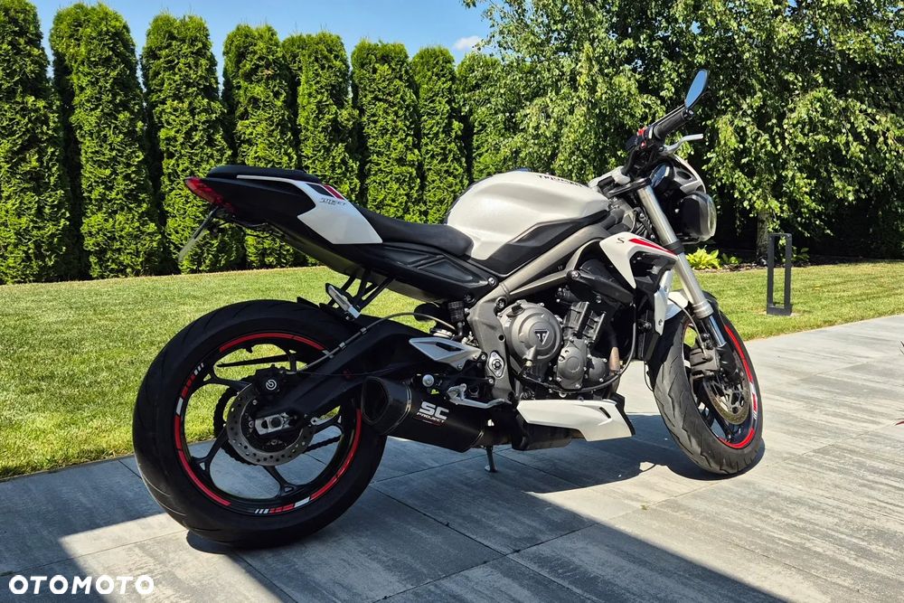 Triumph Street Triple - 6