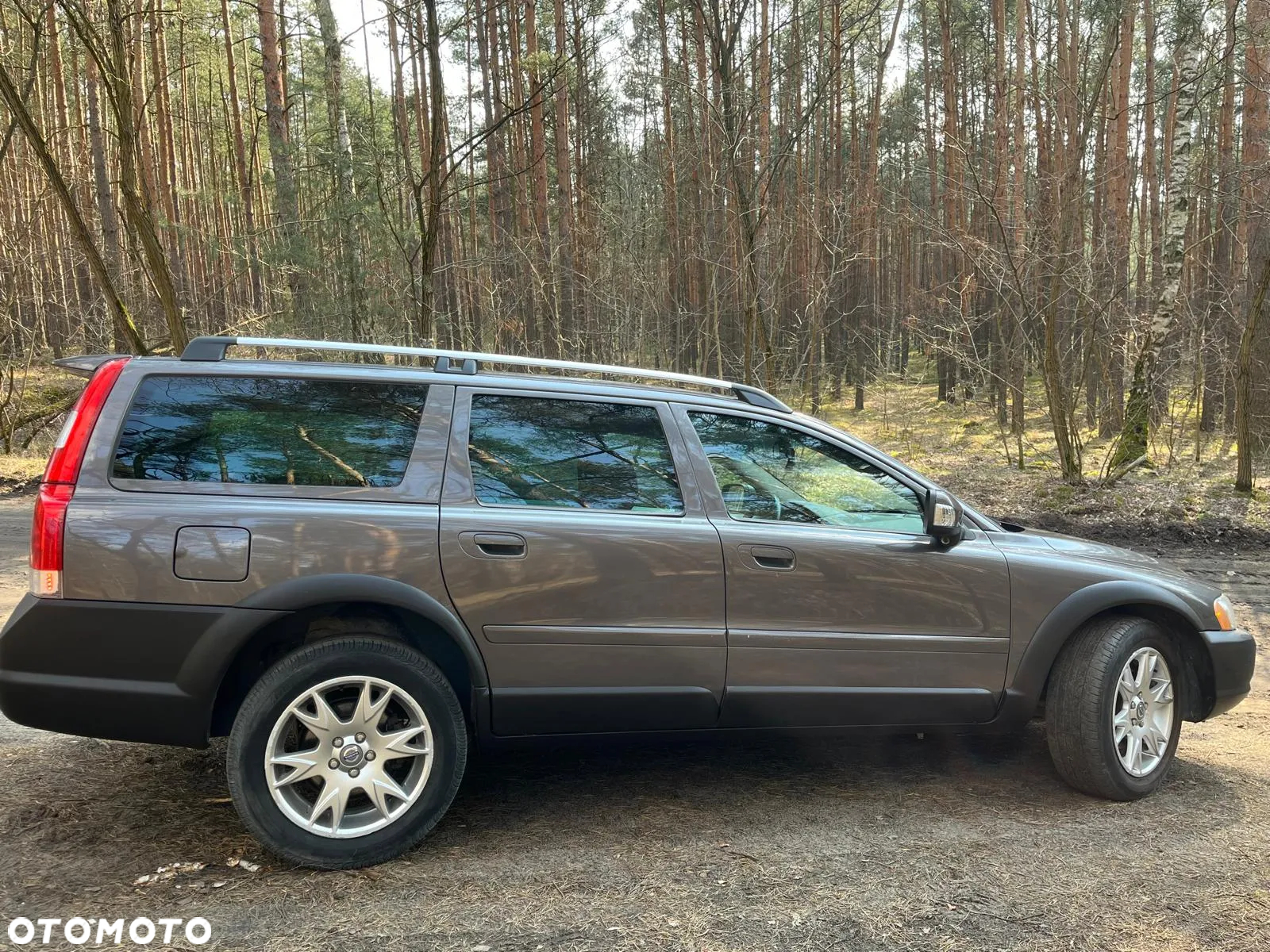 Volvo XC 70 D5 AWD Momentum - 14