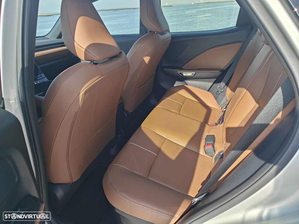 Lexus LBX Relax - 17