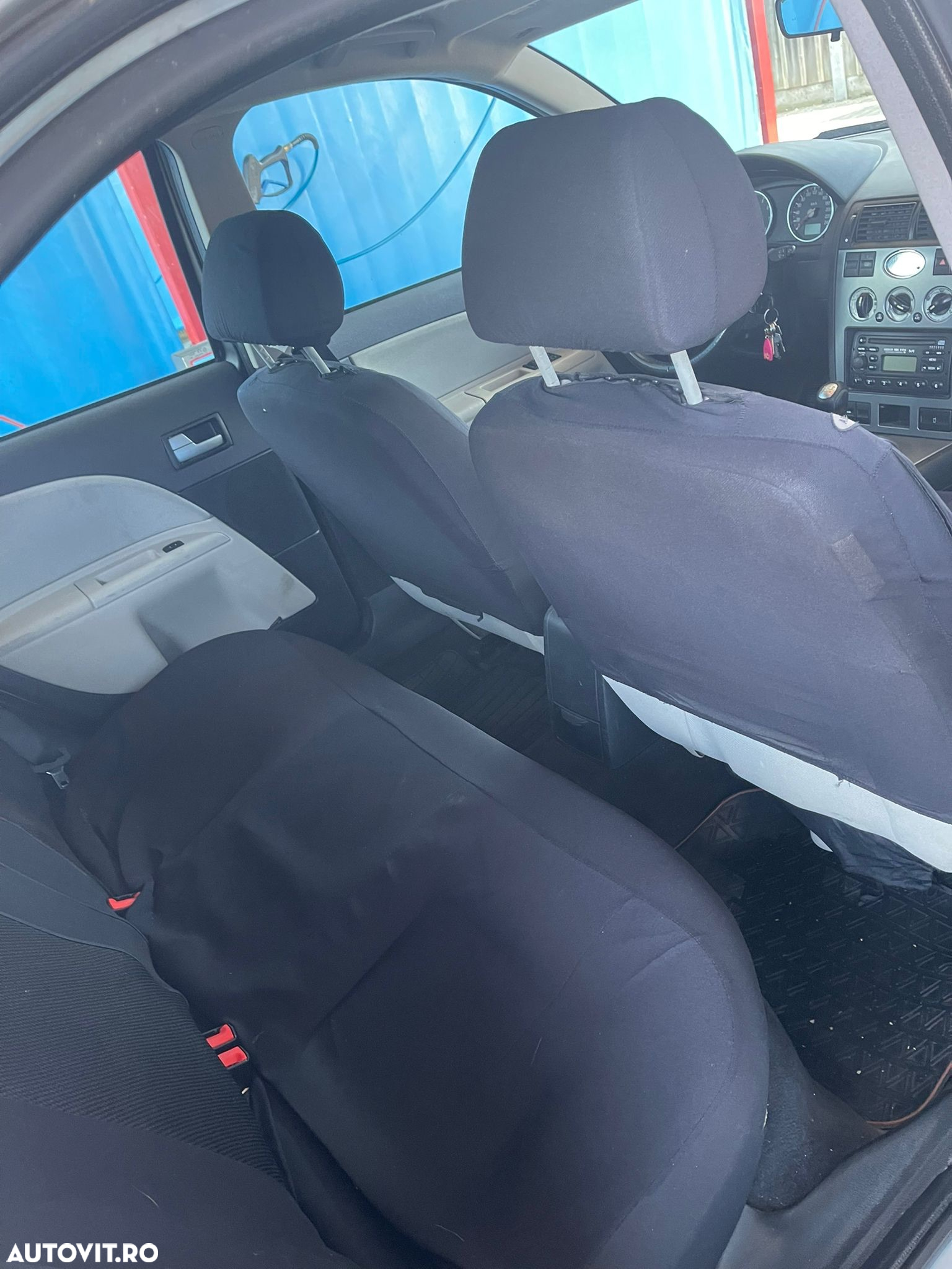 Ford Mondeo 1.8 Ambiente - 15